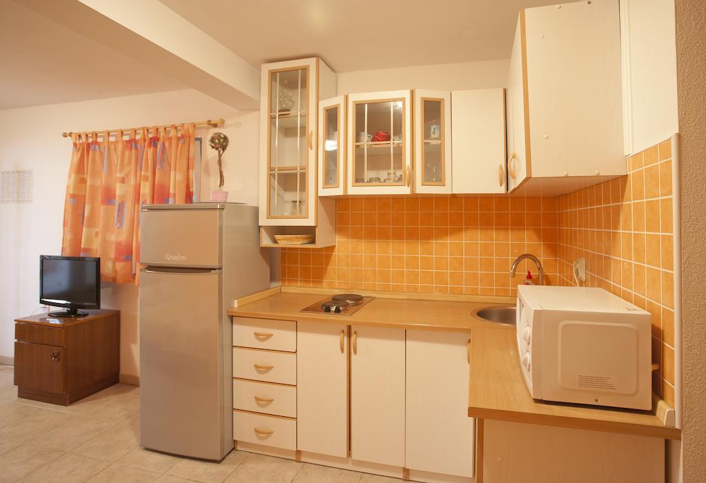 Apartment Fani *