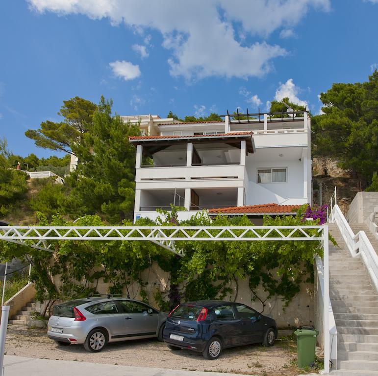 Apartment Fani Brela